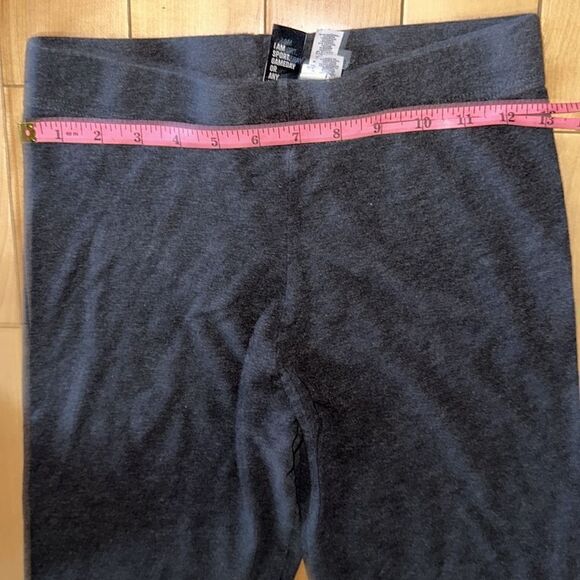 Adidas Logo Leggings! - Picture 7 of 9